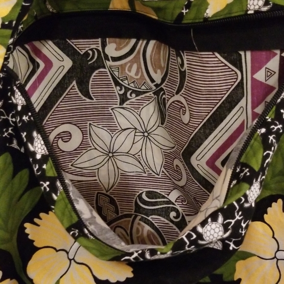 Cotton Reversible Hawaiian Floral Bright Turtles Tote Bag - Picture 4 of 8